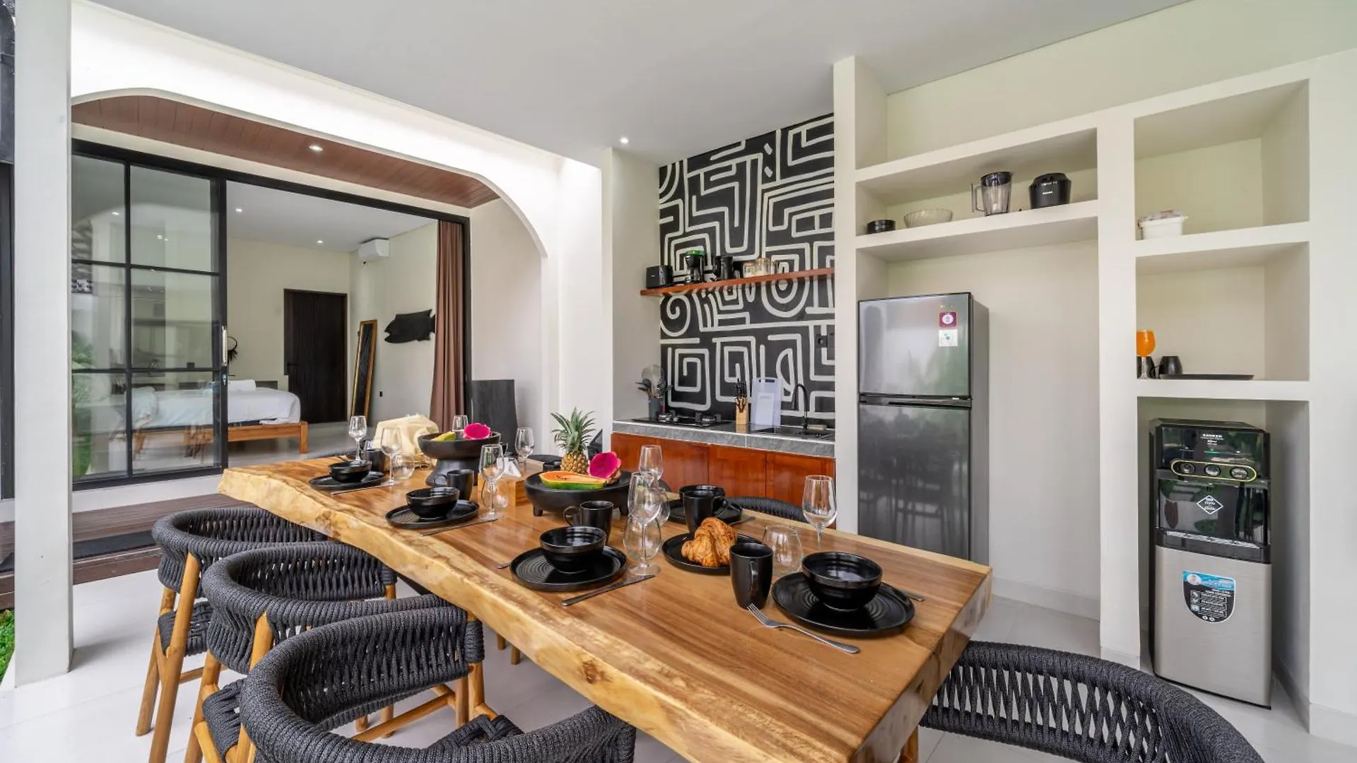 Brand New 4Bdr Villa - Cozy And Stylish - Canggu With Breathtaking Stunning View Seminyak  0*, Seminyak (Bali) Indonesia